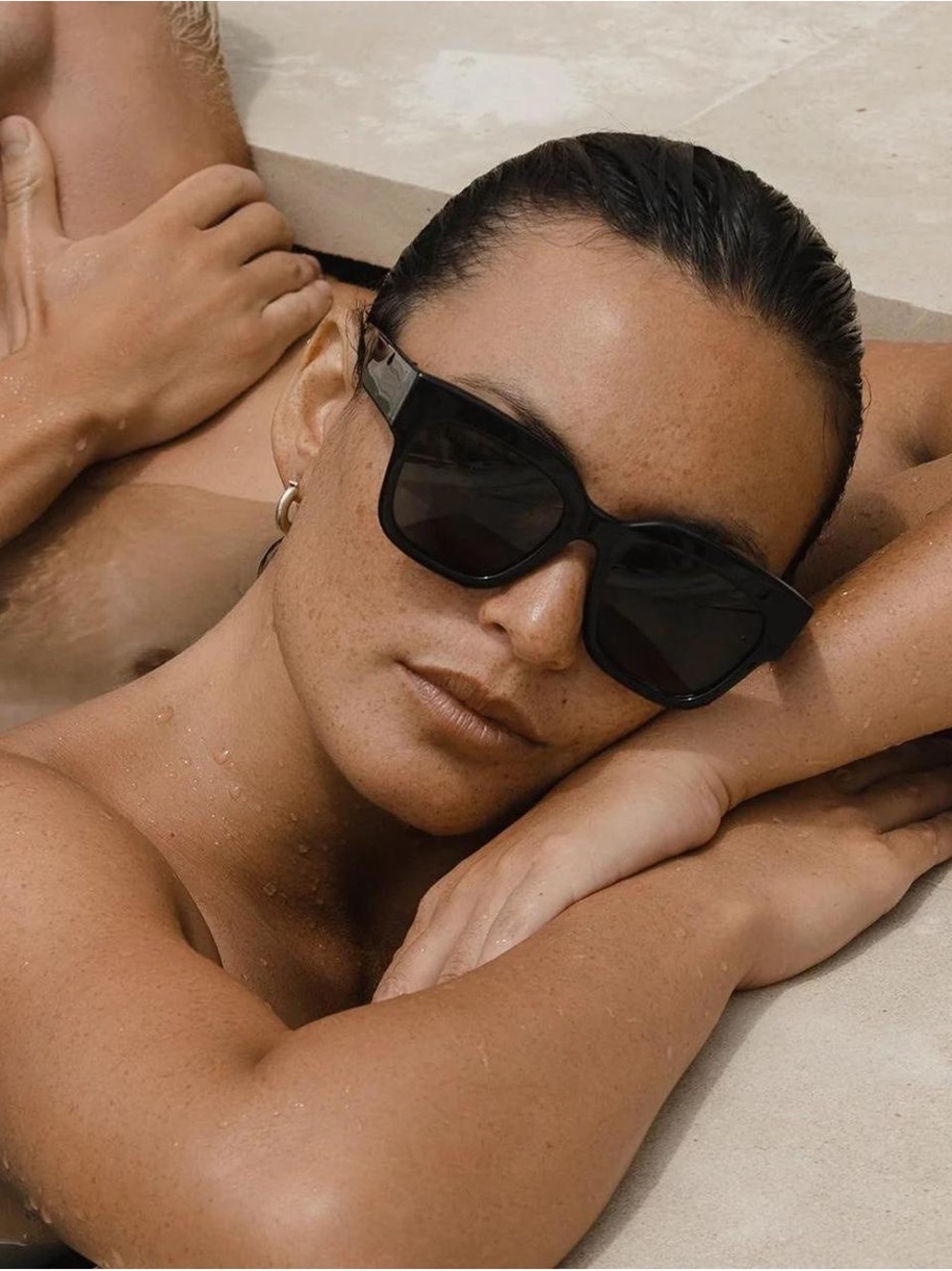Classic Black Cat-Eye Women's Sunglasses